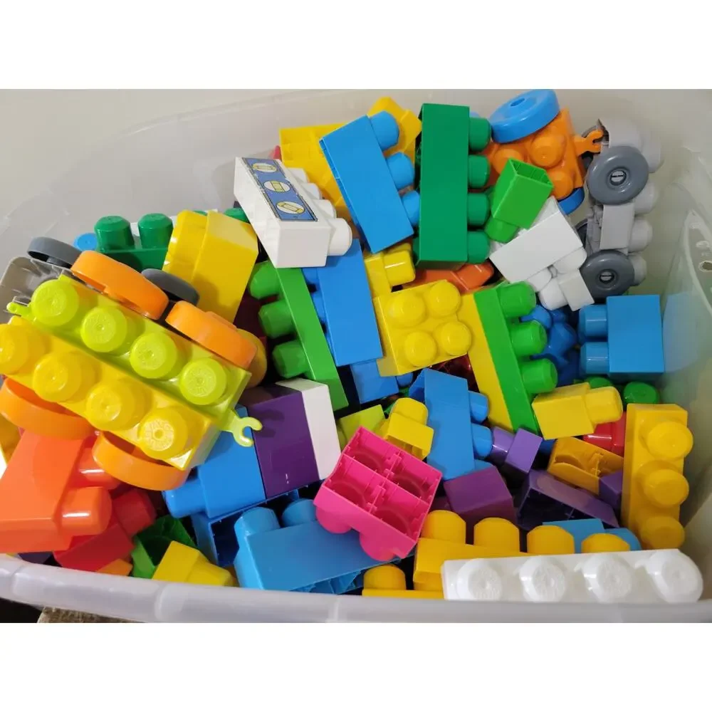 Mega Bloks Ride- Truck + Large Tub of First Builders Blocks (100+ pcs)